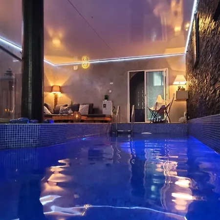 Bed and Breakfast La Secrete Ροντέζ
